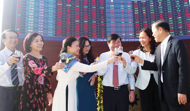 Lãnh đạo Ủy ban 99Kl99 link đăng nhập 99Kl99 trực tiếp đá gà cùng lãnh đạo Sở Giao dịch 99Kl99 link đăng nhập TP. HCM chia vui với một số Kl991.com World Cup 2026 Chính Thức thành danh trên TTCK Việt Nam