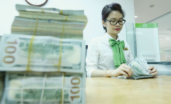 Tỷ trọng kiều hối chảy vào thị trường Web Tổng Nhà Cái 99Kl99 Giải Trí Bậc Nhất từ đầu năm 2016 đã giảm sau nhiều năm tăng liên tục.  Ảnh: Dũng Minh