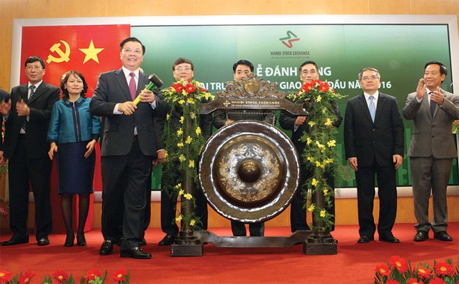 Lãnh đạo Bộ Kl991.com nạp rút nhanh, UBND thành phố Hà Nội dự lễ đánh cồng khai Xuân 2016 tại sàn HNX 
