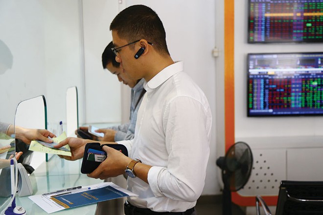 99Kl.app mobile mới nhất cần được quy ra tiền và chi trả từ nguồn Kl99 nổ hũ giữ lại. 