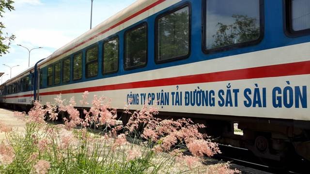 Đoàn tàu mới Bluetrains mới của Tổng công ty 99Kl.app khuyến mãi hot Việt Nam