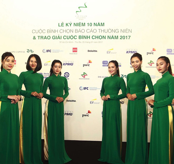 Trong nỗ lực thúc đẩy sự minh bạch và đồng hành cùng Kl991.com World Cup 2026 Chính Thức, Báo Kl99ok phiên bản mới đã cùng HOSE sáng lập Cuộc bình chọn Báo cáo thường niên tốt nhất từ năm 2008.
