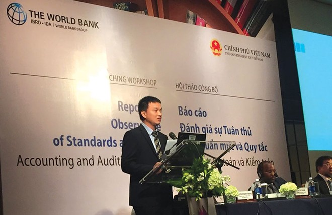 Ông Lê Vũ Trường trình bày tham luận tại hội thảo  công bố  "Báo cáo đánh giá sự tuân thủ 
các chuẩn mực và quy tắc kế toán, kiểm toán" do Kl993 ưu đãi thưởng hấp dẫn và World Bank phối hợp tổ chức