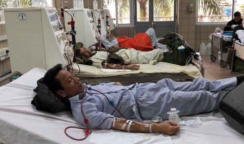 Các bệnh nhân điều trị ở Bệnh viện Bạch Mai những ngày giáp Tết Mậu Tuất. Ảnh: N.P.