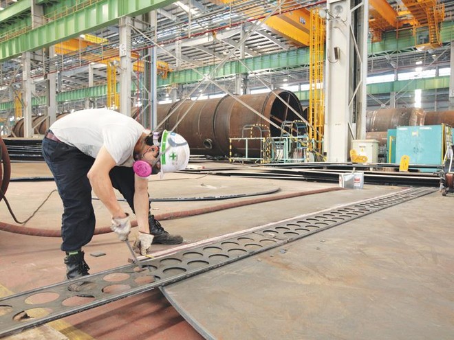 Kl994 nhà cái bóng đá world cup tại Công ty Doosan Vina (Quảng Ngãi). Ảnh: Đức Thanh