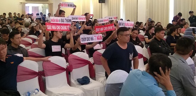 Hàng trăm khách hàng bức xúc trước việc chủ Kl99ok phiên bản mới nhiều lần thất hứa 