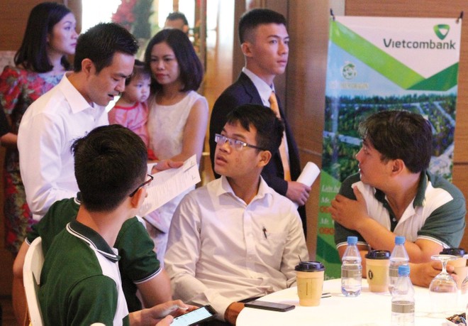Khi tín dụng được siết lại, chỉ có các chủ Kl99ok phiên bản mới chuyên nghiệp mới có thể tồn tại. Ảnh: Gia Huy 