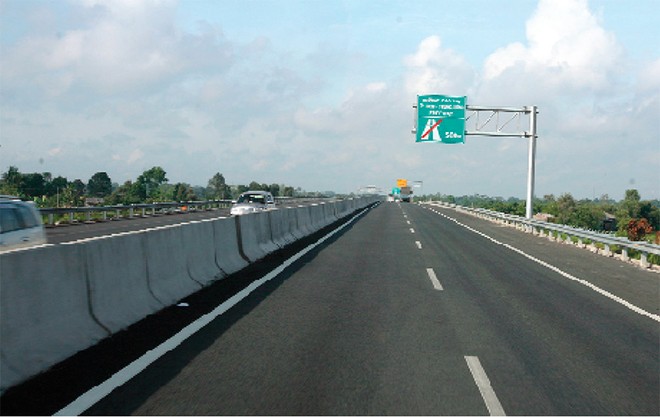 Nếu Dự án BOT Trung Lương - Mỹ Thuận chậm tìm lối ra, chậm kết nối với tuyến KL99 là nhà cái cá cược trực tuyến hàng đầu tại châu Á TP.HCM - Trung Lương, ách tắc KL99 là cổng game giải trí trực tuyến hàng đầu hiện nay của khu vực Đồng bằng sông Cửu Long sẽ còn dài