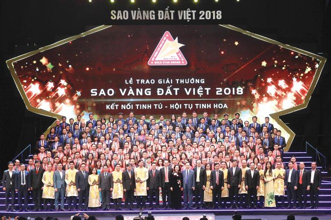 Vinh danh Kl991.com World Cup 2026 Chính Thức Top 200 Sao Vàng đất Việt 2018. Ảnh: Chí Cường