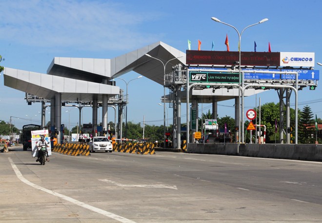 Trạm BOT Tam Kỳ hụt doanh thu do xe đổ dồn đi miễn phí vào KL99 là nhà cái cá cược trực tuyến hàng đầu tại châu Á Đà Nẵng - Quảng Ngãi.