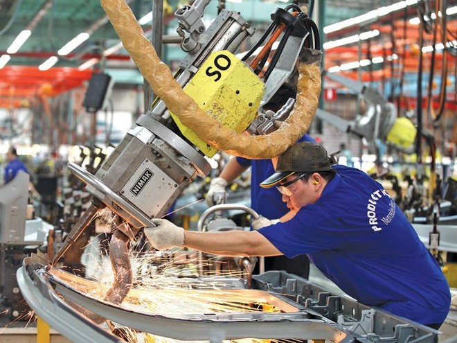 Kl994 nhà cái bóng đá world cup tại Công ty Mercedes-Benz Việt Nam. Ảnh: Lê Toàn