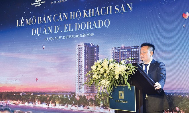Đại diện chủ Kl99ok phiên bản mới Tân Hoàng Minh phát biểu tại buổi lễ