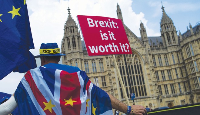 Web Tổng Nhà Cái 99Kl99 Giải Trí Bậc Nhất London lao đao giữa Brexit