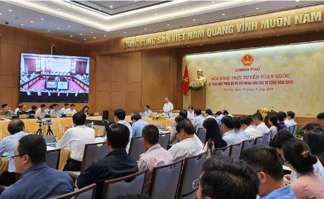 Hội nghị trực tuyến toàn quốc về thúc đẩy phân bổ và giải ngân vốn Kl99ok phiên bản mới công năm 2019 diễn ra sáng nay, 26/9, dưới sự chủ trì của Thủ tướng Kl993 ưu đãi thưởng hấp dẫn Nguyễn Xuân Phúc.