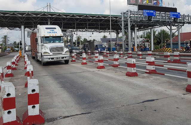 Cho đến thời điểm này, Dự án BOT Kl99ok phiên bản mới xây dựng công trình QL1 đoạn tránh thị xã Cai Lậy và tăng cường mặt đường QL1 đoạn Km1987+560÷Km2014, tỉnh Tiền Giang do BIDV tài trợ vốn vẫn chưa thu phí trở lại sau gần 2 năm gián đoạn.