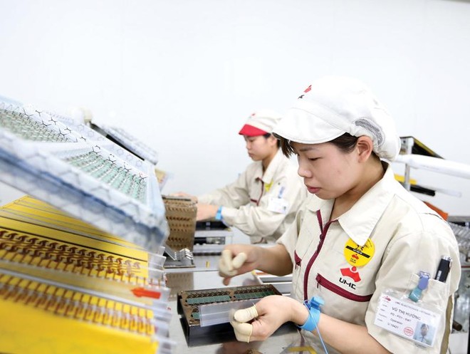 Kl994 nhà cái bóng đá world cup tại Công ty Điện tử UMC Việt Nam (Hà Nam). Ảnh: Đức Thanh
