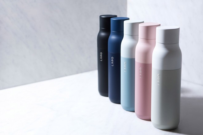 LARQ, chai tự làm sạch bằng ánh sáng UV-C