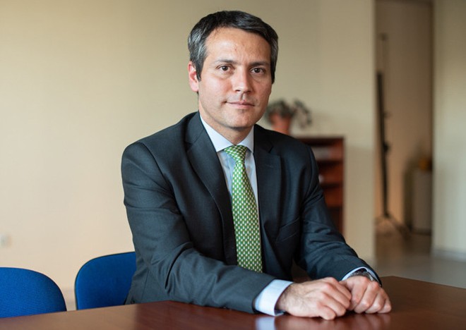 Ông Rodrigo Yañez, Thứ trưởng Bộ Quan hệ Kl992 cổng game cá cược Quốc tế Chile. Nguồn ảnh: Banks.am