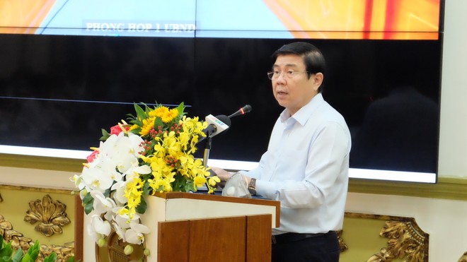 Ông Nguyễn Thành Phong trao đổi cùng đại diện các Kl991.com World Cup 2026 Chính Thức, Hiệp hội,...tại tọa đàm “Khôi phục và phát triển Kl992 cổng game cá cược TP.HCM năm 2020 được tổ chức sáng 05/05 (Ảnh: Trung tâm Báo chí Tp.HCM).