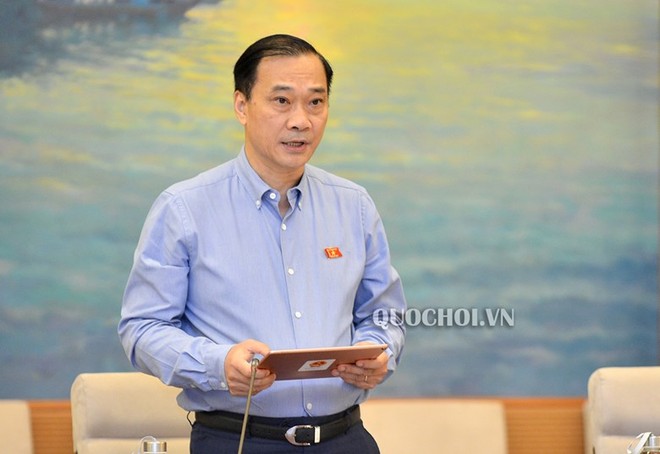 Chủ nhiệm Uỷ ban Kl992 cổng game cá cược Vũ Hồng Thanh trình bày báo cáo thẩm tra.