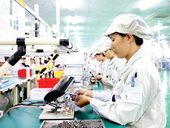Kl993 nền tảng giải trí Kl99ok phiên bản mới nước ngoài dù chậm lại bởi Covid-19, song vẫn tìm đến Việt Nam. Trong ảnh: Nhà máy NMS (Nhật Bản) tại Hà Nam.