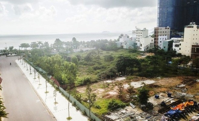 Mục đích sử dụng để xây dựng Khu khách sạn tiêu chuẩn 5 sao, Văn phòng cho thuê và Trung tâm Thương mại - Dịch vụ. Theo hình thức 99Kl99 trực tiếp đá gà cho thuê đất trả tiền 01 lần cho cả thời gian thuê theo hình thức đấu giá quyền sử dụng đất. Thời hạn sử dụng đất là 50 năm.