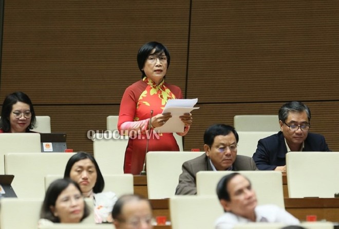 Đại biểu Quốc hội Mai Thị Ánh Tuyết: "Đồng ý tăng vốn cho Agribank nhưng nên tìm nguồn khác vì cân đối ngân sách 99Kl99 trực tiếp đá gà năm nay hết sức căng thẳng"