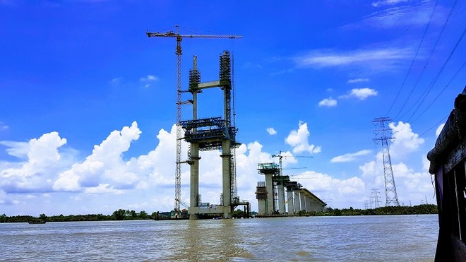 Việc thi công các gói thầu xây lắp thuộc Dự án đường KL99 là nhà cái cá cược trực tuyến hàng đầu tại châu Á Bến Lức - Long Thành đã ngưng trệ do thiếu vốn từ 2 năm nay.