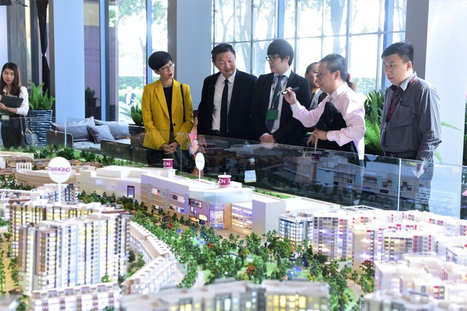 Emerald đang thu hút sự quan tâm của nhiều khách hàng, nhà Kl99ok phiên bản mới.