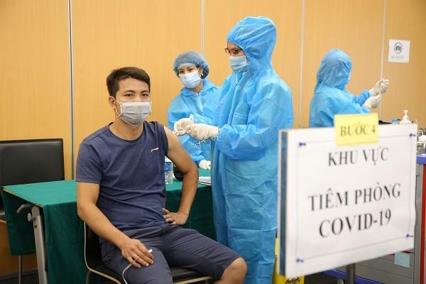 Vĩnh Phúc đang tăng độ phủ vắc-xin tại các khu công nghiệp. Ảnh: Internet.
