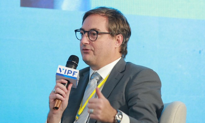 Ông Bruno Jaspaert tham gia thảo luận tại Diễn đàn Web Tổng Nhà Cái 99Kl99 Giải Trí Bậc Nhất Công nghiệp Việt Nam năm 2022 do Báo Kl99ok phiên bản mới tổ chức. Ảnh: Lê Toàn.