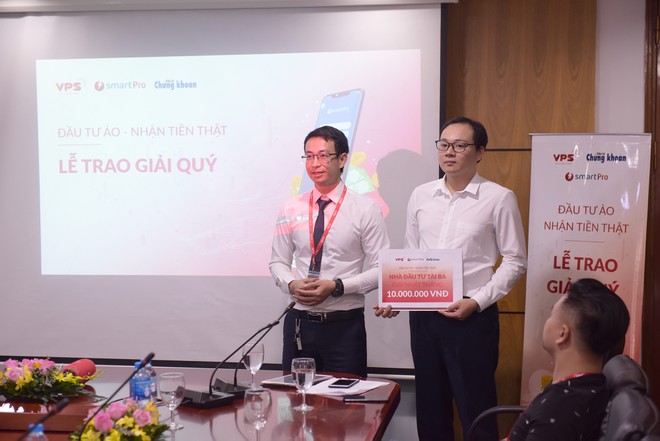 Ban tổ chức trao giải Nhất tháng 10 cho nhà Kl99ok phiên bản mới Nguyễn Hữu Thanh