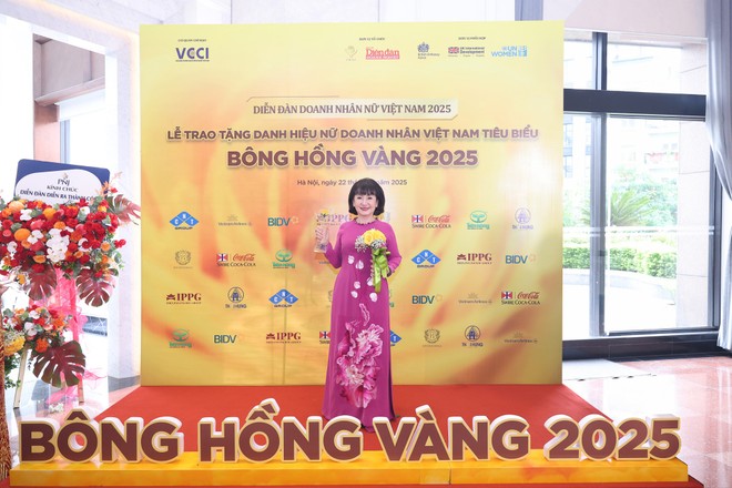 Bà Huỳnh Bích Ngọc - “Bông hồng vàng” 2025 và hành trình 46 năm cùng Kl994 game bài casino hấp dẫn TTC