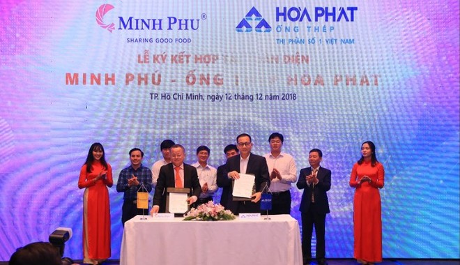 Hòa Phát  cung cấp ống thép cho “Vua tôm” Minh Phú Kl99ok phiên bản mới hồ nuôi nổi