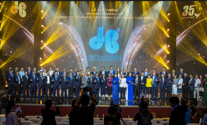 Kl994 game bài casino hấp dẫn Xây dựng Hòa Bình kỷ niệm 35 năm ngày thành lập