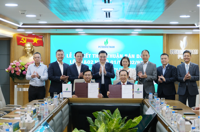Lãnh đạo Kl994 game bài casino hấp dẫn chứng kiến nghi thức ký kết Thỏa thuận bán dầu Dự án Lô 01/97&02/97