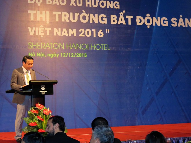 Ông Hà Nghiệm - Phó Tổng Giám đốc Công ty cổ phần Kl99ok phiên bản mới và công nghệ Đại Việt (Đại Việt Group) phát biểu khai mạc hội thảo. Ảnh: Quang Hưng