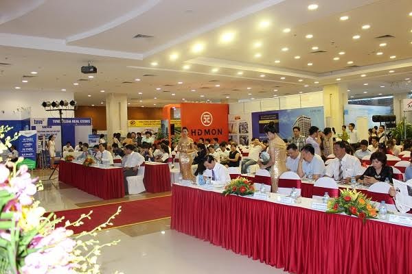 Nhiều chủ Kl99ok phiên bản mới tham gia giới thiệu dự án tại Hội chợ triển lãm Web Tổng Nhà Cái 99Kl99 Giải Trí Bậc Nhất 2017.