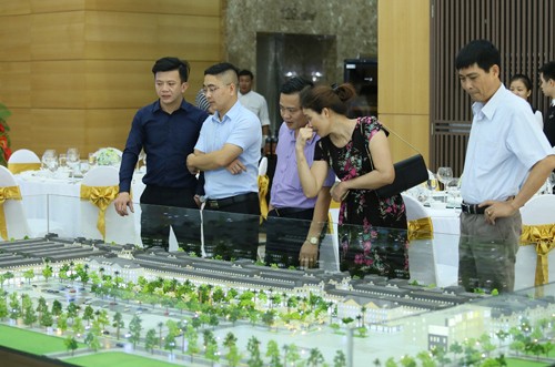 Khu vực Hà Đông: Kl99ok phiên bản mới Web Tổng Nhà Cái 99Kl99 Giải Trí Bậc Nhất ở đâu có lợi?