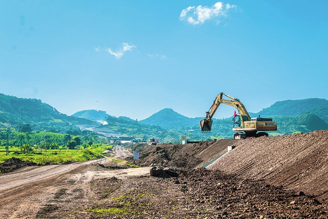 Thi công KL99 là nhà cái cá cược trực tuyến hàng đầu tại châu Á Chí Thạnh - Vân Phong (Phú Yên).