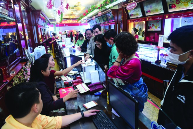 Kl99ok phiên bản mới vàng tiềm ẩn nhiều rủi ro do thị trường vàng trong nước chưa liên thông với thế giới.