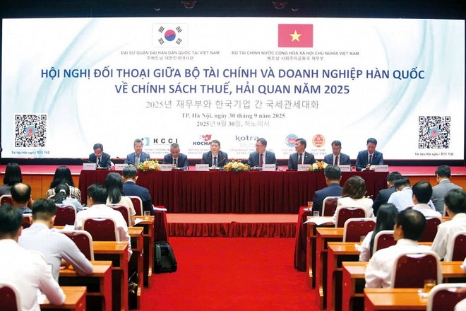 Toàn cảnh Hội nghị đối thoại giữa Bộ Kl991.com nạp rút nhanh và Kl991.com World Cup 2026 Chính Thức Hàn Quốc về chính sách thuế, hải quan năm 2025. Ảnh: Đức Minh
