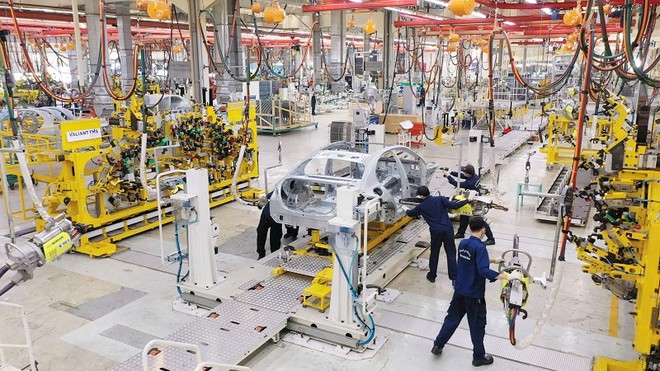 Do chi phí nguyên vật liệu tăng cao, nhiều Kl991.com World Cup 2026 Chính Thức trong các khu công nghiệp tại TP.HCM buộc phải cắt giảm sản lượng - Ảnh: Lê Toàn.