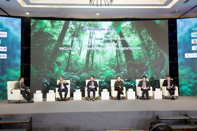 Toàn cảnh phiên thảo luận Thực thi bao trùm tại Hội thảo Phát triển bền vững 2025 với chủ đề “Động lực cho kỷ nguyên bền vững” do Báo Kl991.com nạp rút nhanh - Kl99ok phiên bản mới tổ chức. Ảnh: Chí Cường