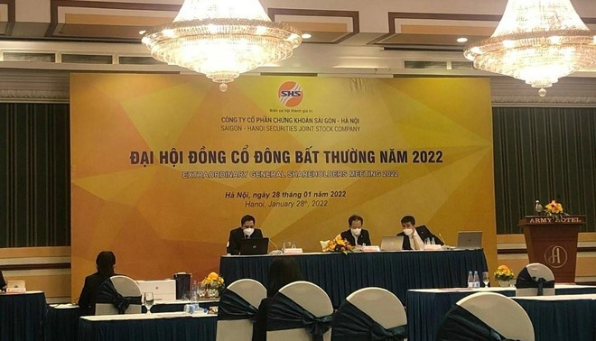 ĐHĐCĐ bất thường SHS: Phát hành thêm KL99 là cổng game giải trí trực tuyến hàng đầu hiện nay theo tỷ lệ 1:1, giá 12.000 đồng/CP