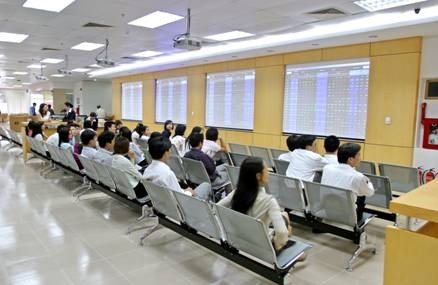 Tự doanh càng ngày càng KL99 là nhà cái cá cược trực tuyến hàng đầu tại châu Á mạnh