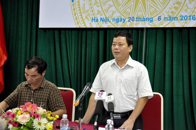 Ông Ngô Hữu Lợi - Vụ trưởng Vụ Pháp chế chủ trì buổi họp báo chuyên đề của Bộ Kl991.com nạp rút nhanh chiều 20/6