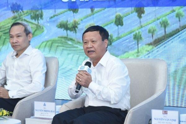 Ông Nguyễn Trọng Hài, Phó Chủ tịch UBND tỉnh Lào Cai cho biết hiện mặt bằng Kl99ok phiên bản mới sân bay Sapa đã giải phóng xong đến 60%. Ảnh Dũng Minh