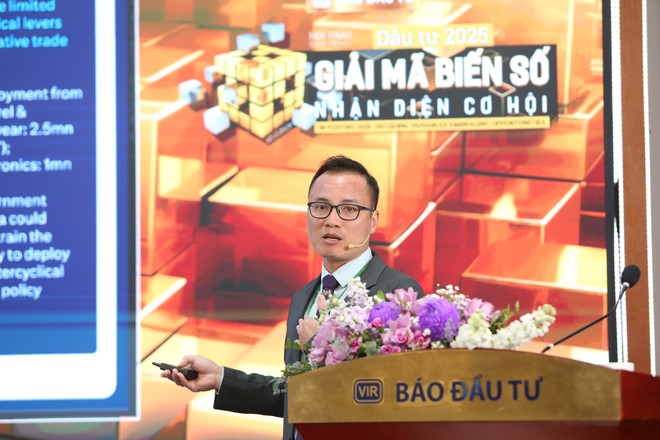Ông Hoàng Xuân Trung, Trưởng phòng khách hàng Kl991.com World Cup 2026 Chính Thức -Khối nguồn vốn, Link Vào Nhà Cái KL99 COM Tặng +199k Citi Việt Nam chia sẻ tại Hội thảo do Báo Kl99ok phiên bản mới ngày 12/12. Ảnh Dũng Minh