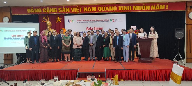 Kỷ niệm 15 năm thành lập Hội phát triển hợp tác Kl992 cổng game cá cược Việt Nam – Asean (Vasean)